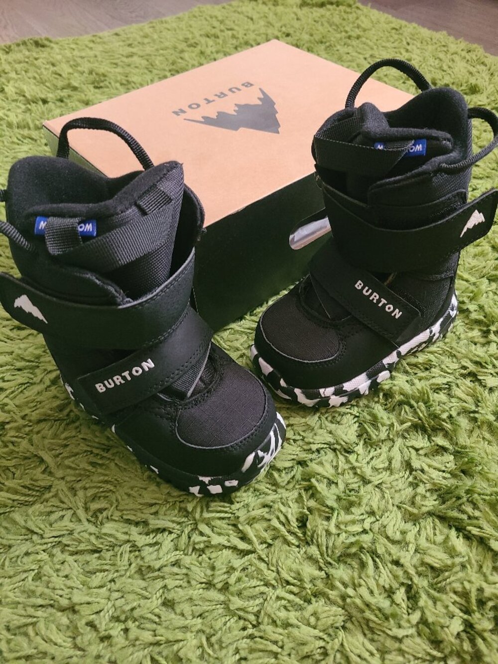 Burton Little Grom Boots